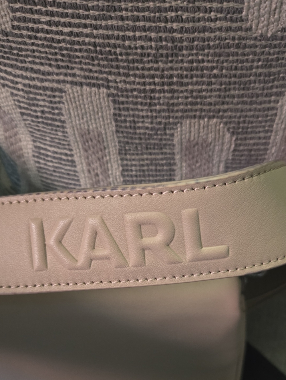 EUC KARL BEIGE Leather Bag 🤩 - Picture 5 of 14